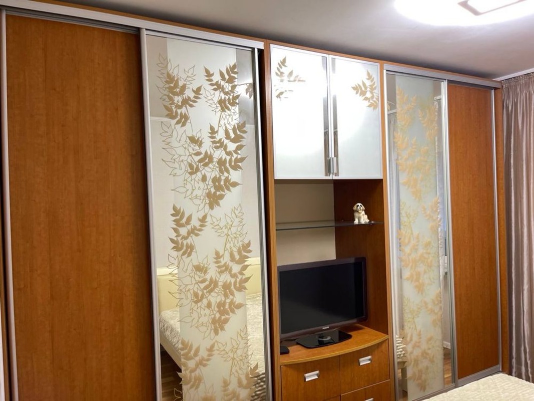 Квартира на вул. Глушко Академика проспект, 65 м², 58 000$ — FAKTOR