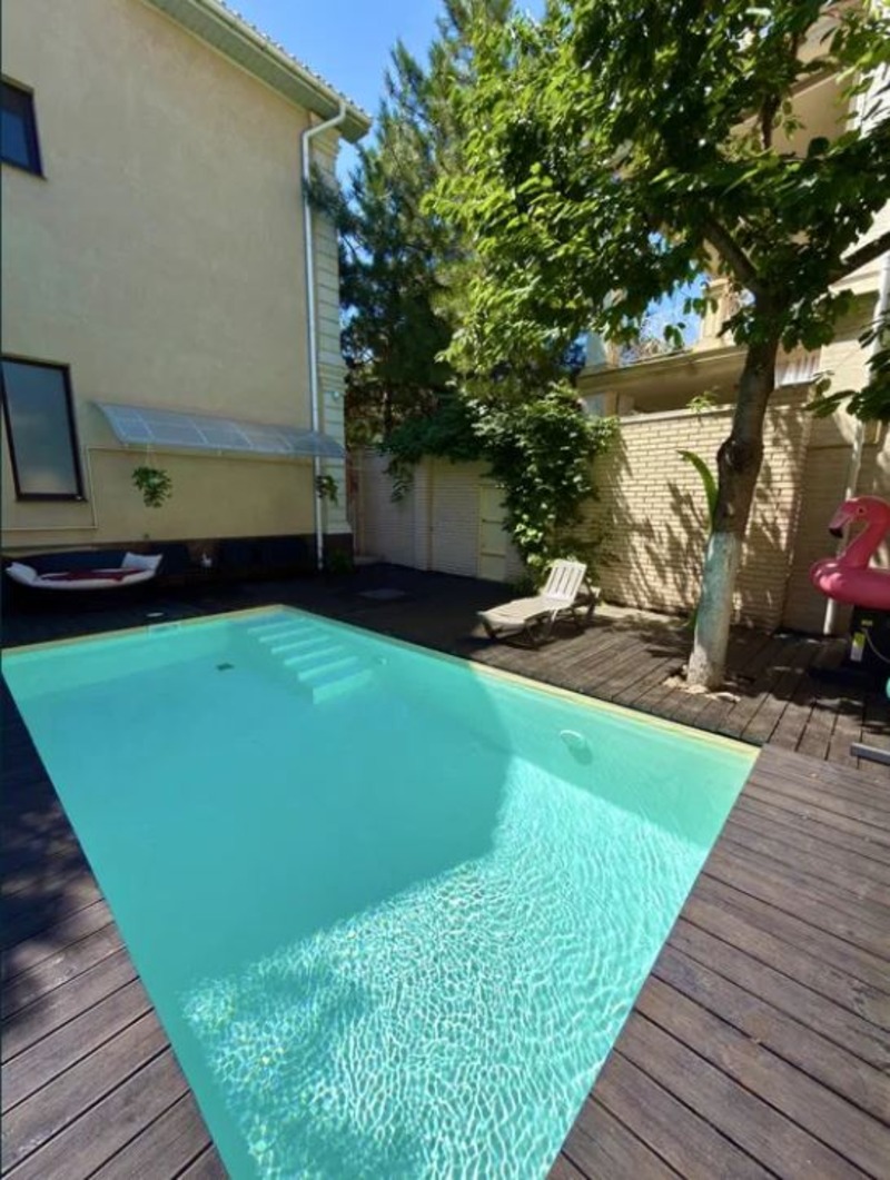 Будинок на вул. Госпитальный пер, 300 м², 950 000$ — FAKTOR