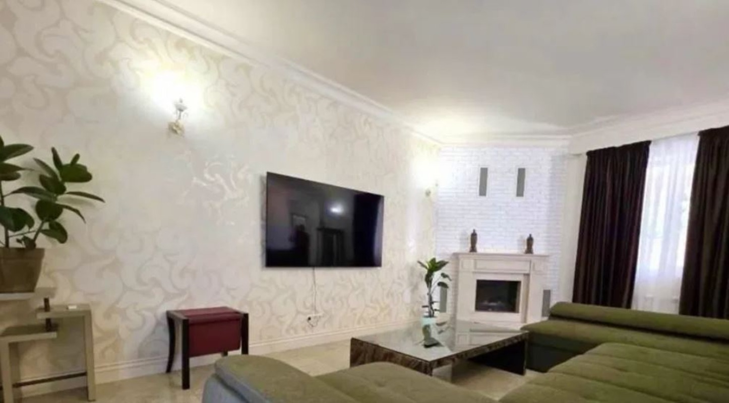 Будинок на вул. Госпитальный пер, 300 м², 950 000$ — FAKTOR