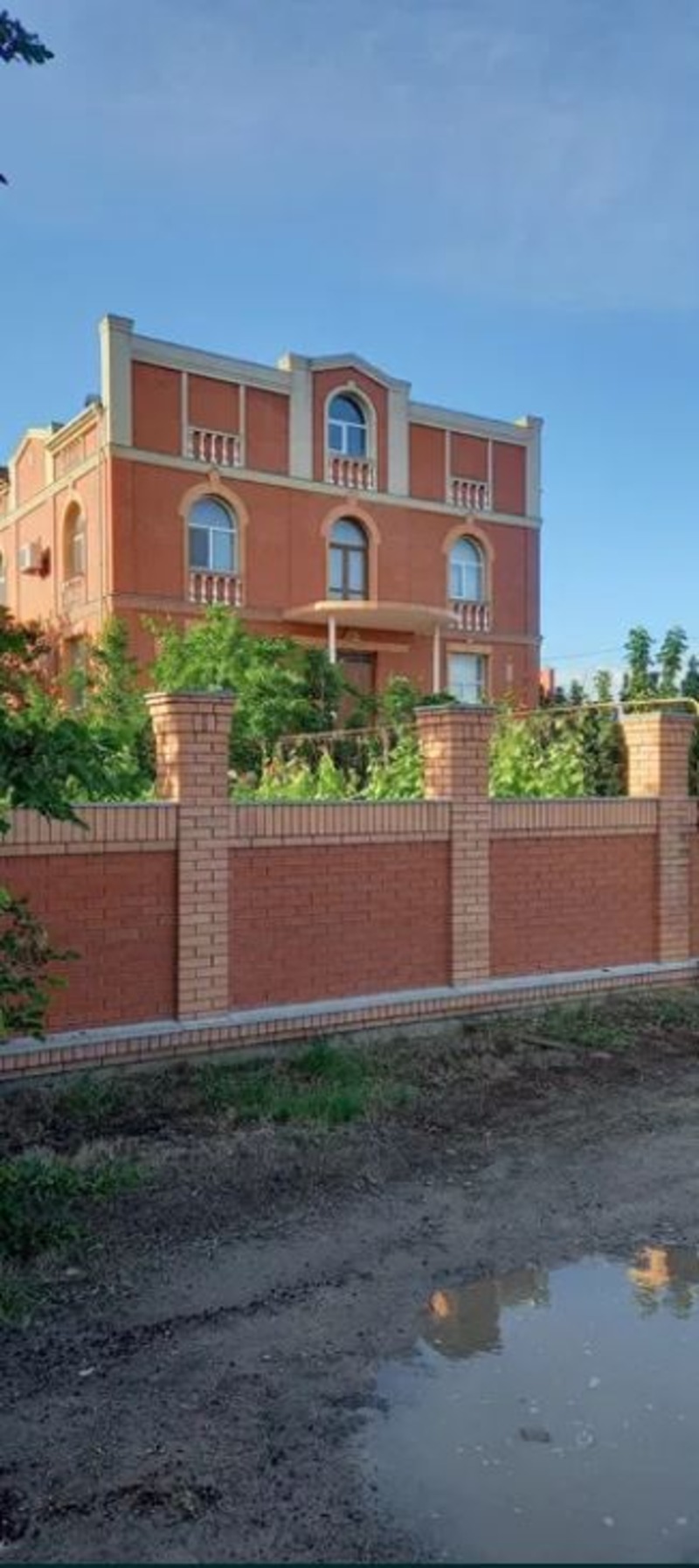 Будинок на вул. Петра Лещенко, 500 м², 400 000$ — FAKTOR