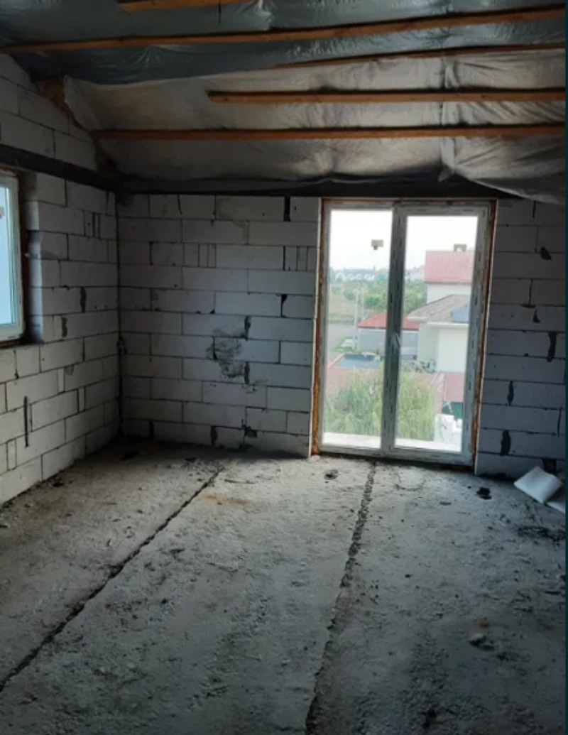 Квартира на ул. Салютная, 36 м², 20 000$ — FAKTOR