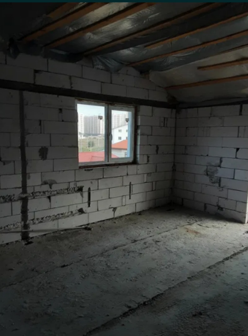 Квартира на ул. Салютная, 36 м², 20 000$ — FAKTOR