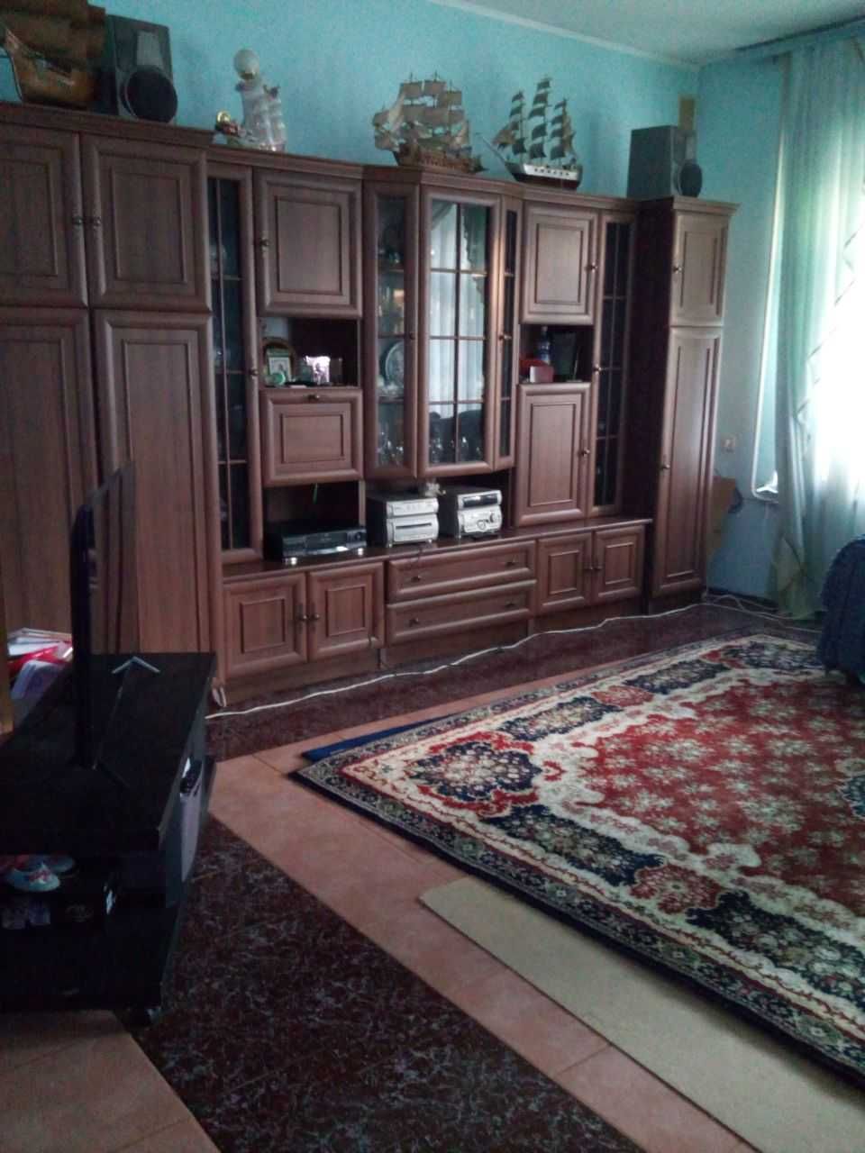 Будинок на вул. Вишневая, 296 м², 175 000$ — FAKTOR