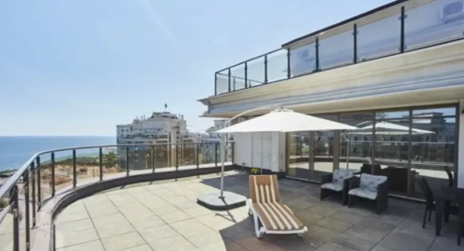 Квартира на ул. Французский бульвар, 130 м², 270 000$ — FAKTOR