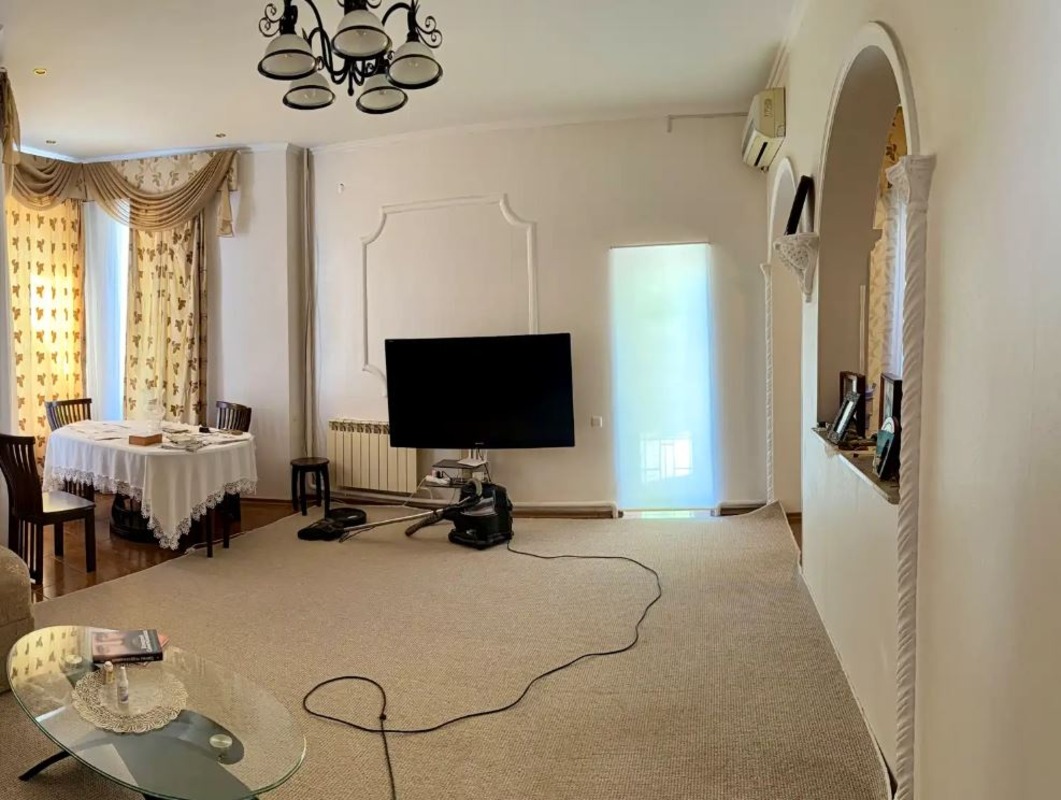 Будинок на вул. Днепровская, 158 м², 136 000$ — FAKTOR