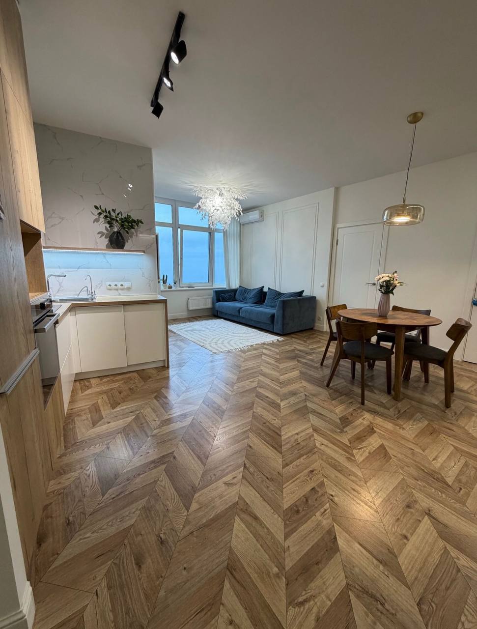 Квартира на вул. Каманина, 60 м², 142 000$ — FAKTOR