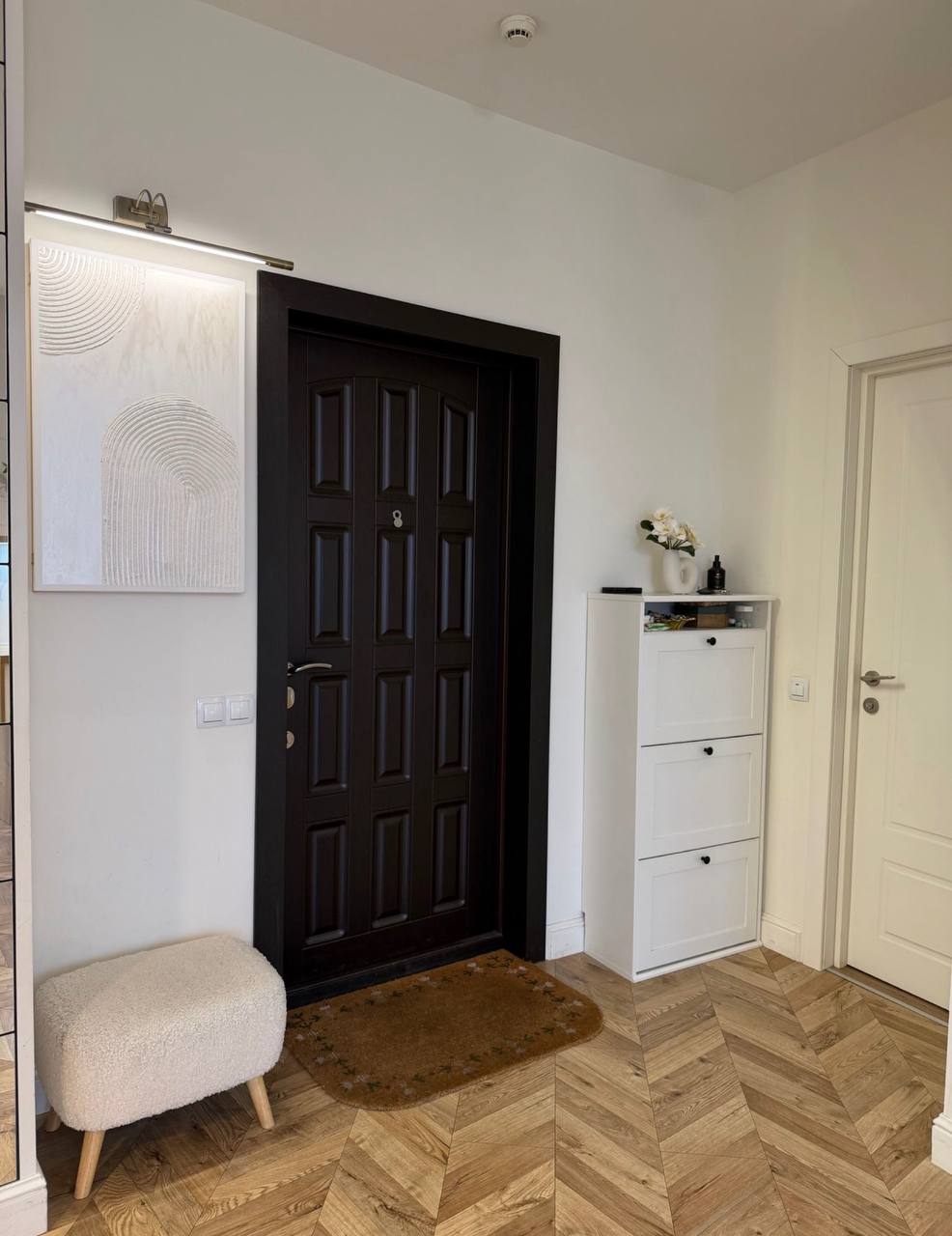 Квартира на вул. Каманина, 60 м², 142 000$ — FAKTOR