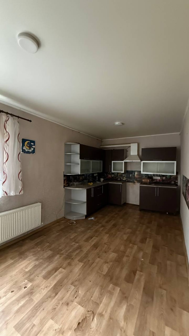Будинок на вул. Вишневая, 176 м², 55 000$ — FAKTOR