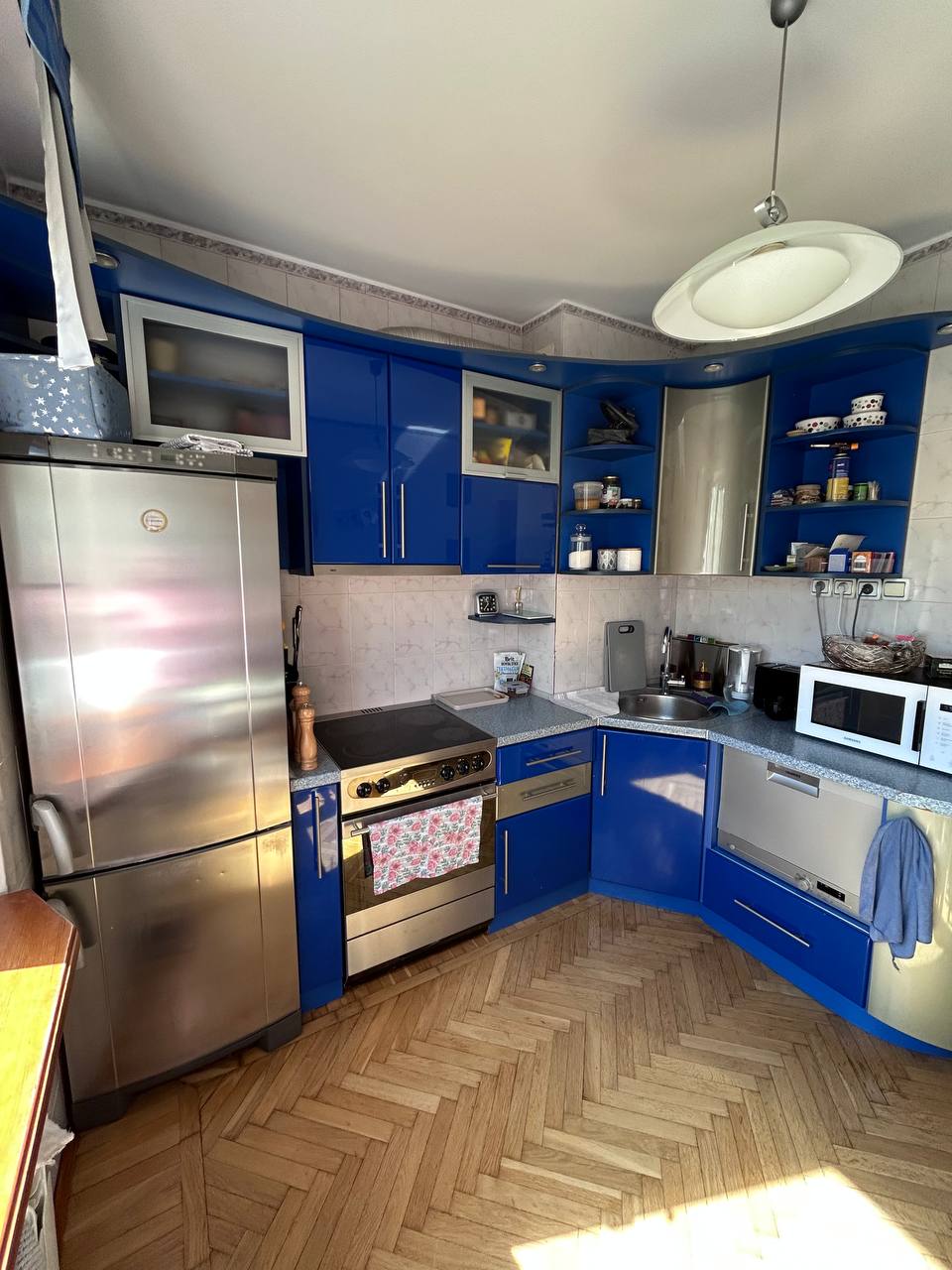 Квартира на ул. Бочарова, 82 м², 70 000$ — FAKTOR