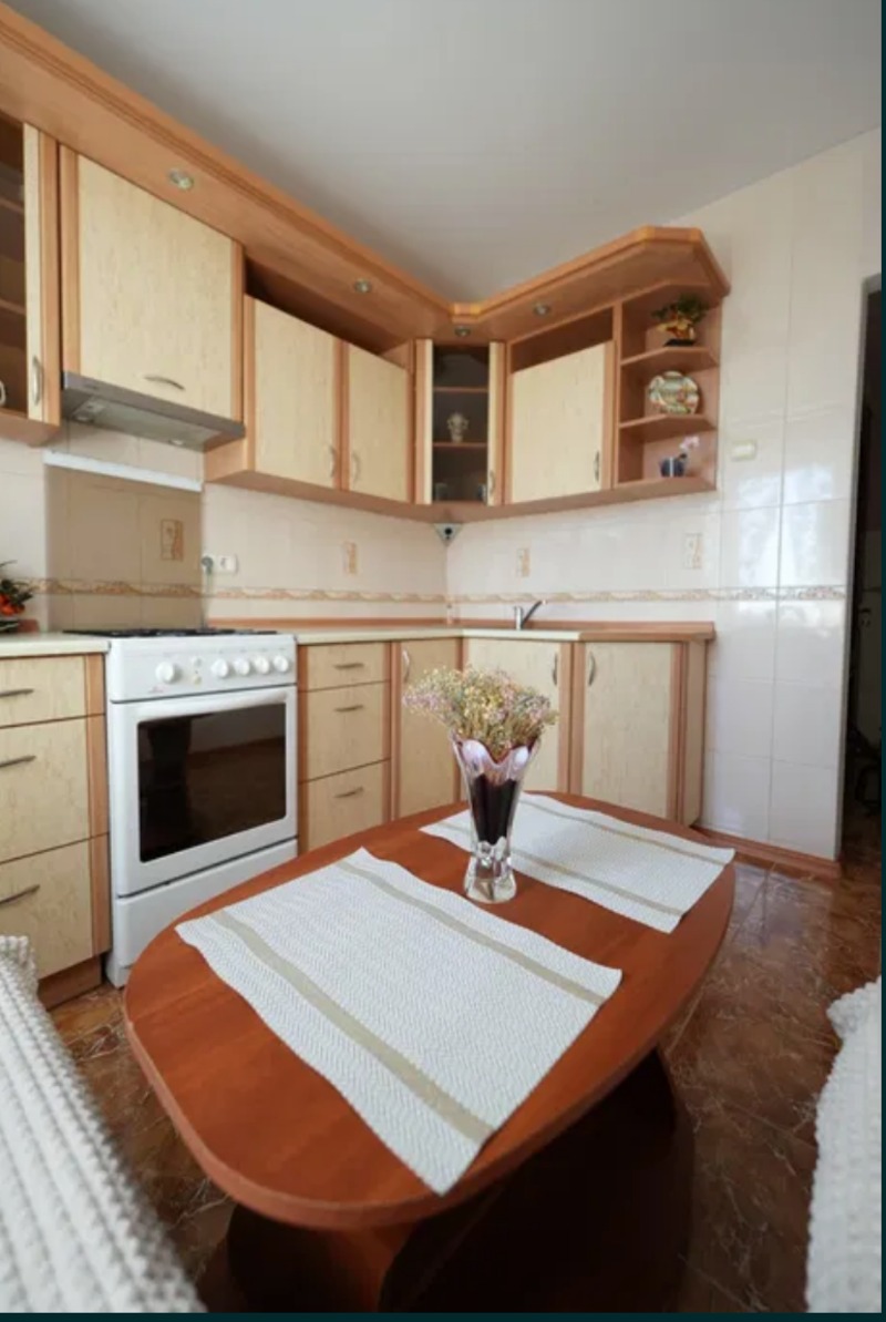 Квартира на вул. Глушко Академика проспект, 59 м², 55 000$ — FAKTOR