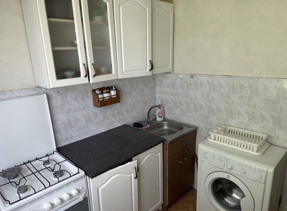 Квартира на вул. Генерала Петрова, 33 м², 25 000$ — FAKTOR