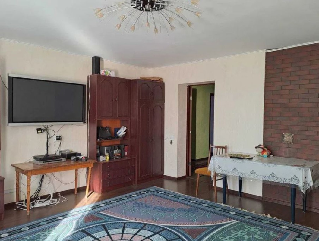 Дом на ул. Лермонтова, 100 м², 80 000$ — FAKTOR