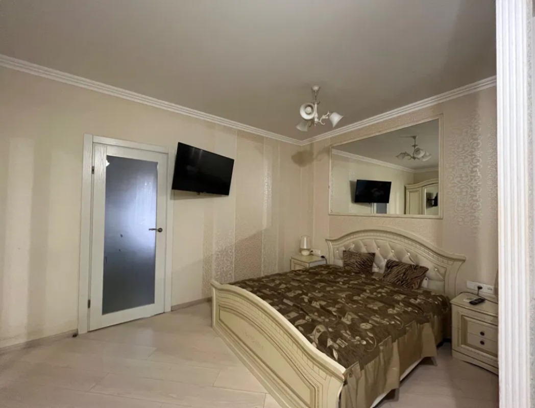 Квартира на вул. Соборная площадь, 35 м², 51 000$ — FAKTOR