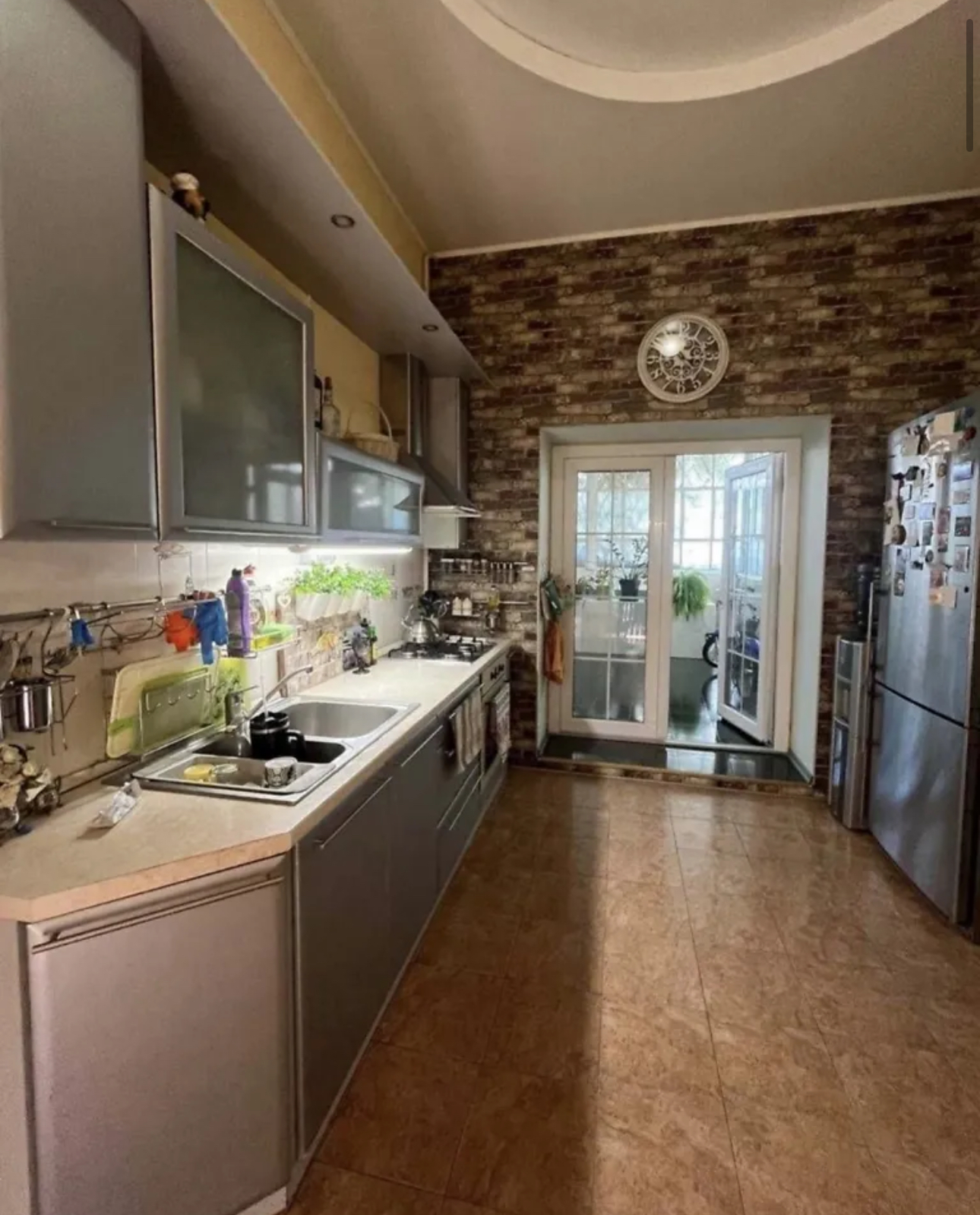 Дом на ул. Тенистая, 196 м², 300 000$ — FAKTOR
