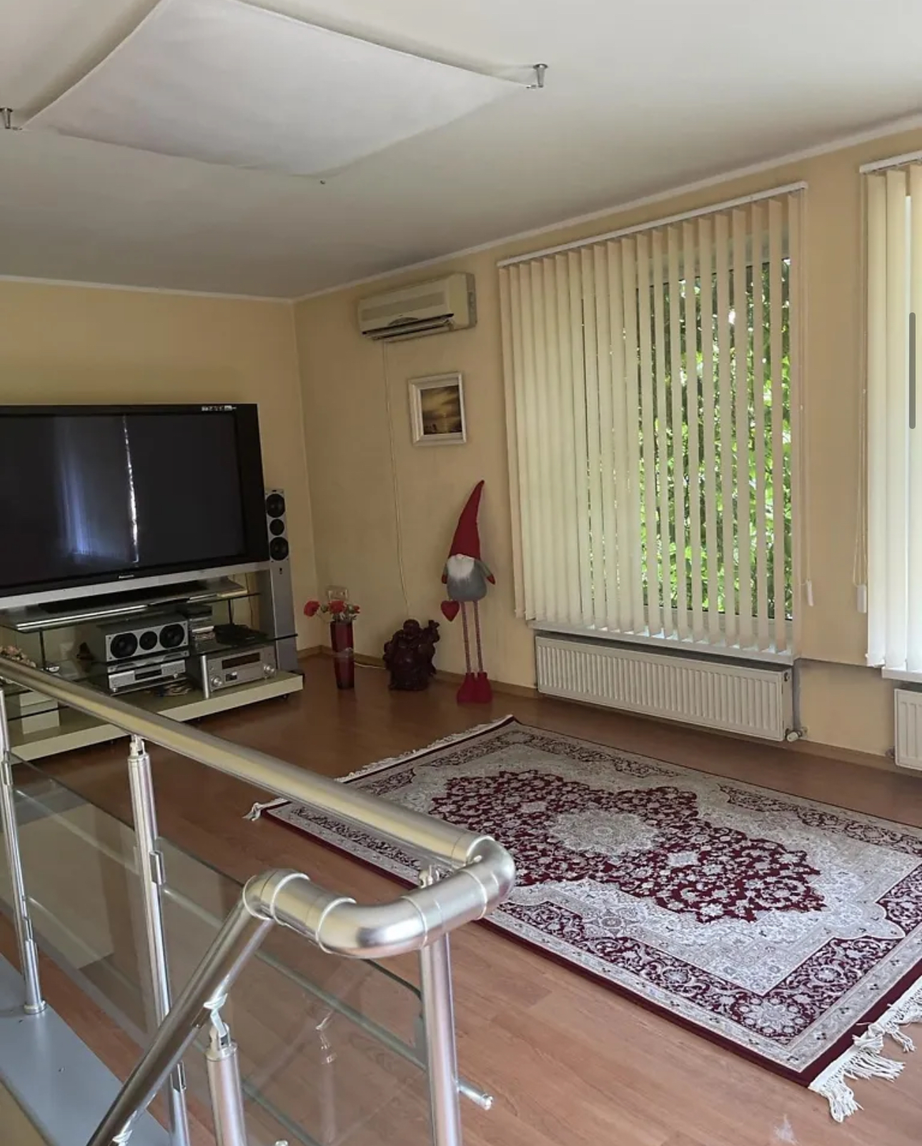 Дом на ул. Тенистая, 196 м², 300 000$ — FAKTOR