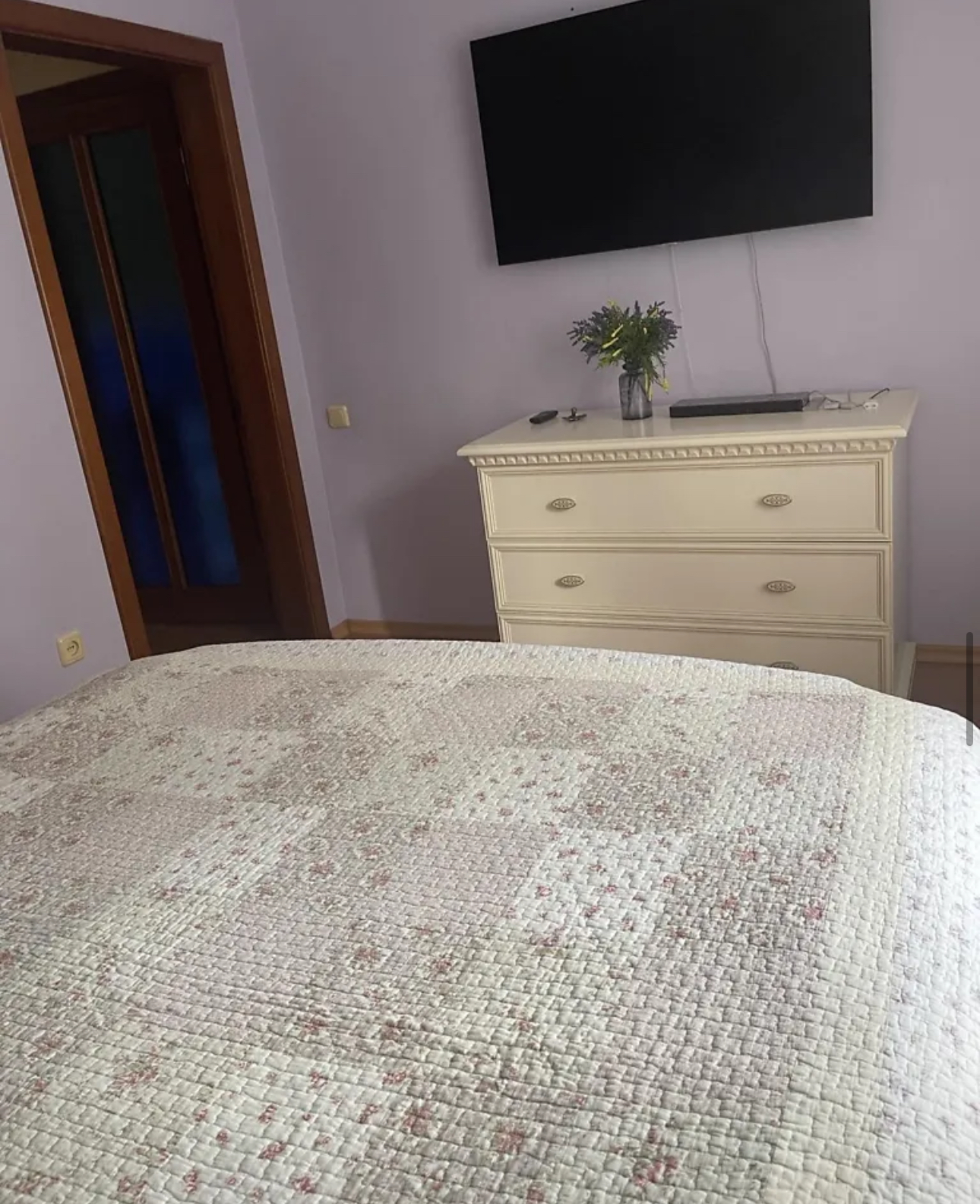 Дом на ул. Тенистая, 196 м², 300 000$ — FAKTOR