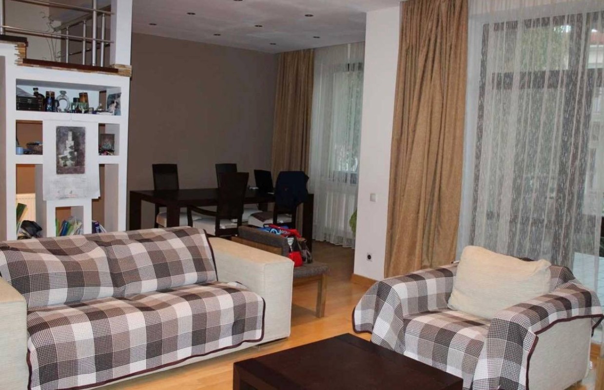 Будинок на вул. Уютная, 160 м², 190 000$ — FAKTOR