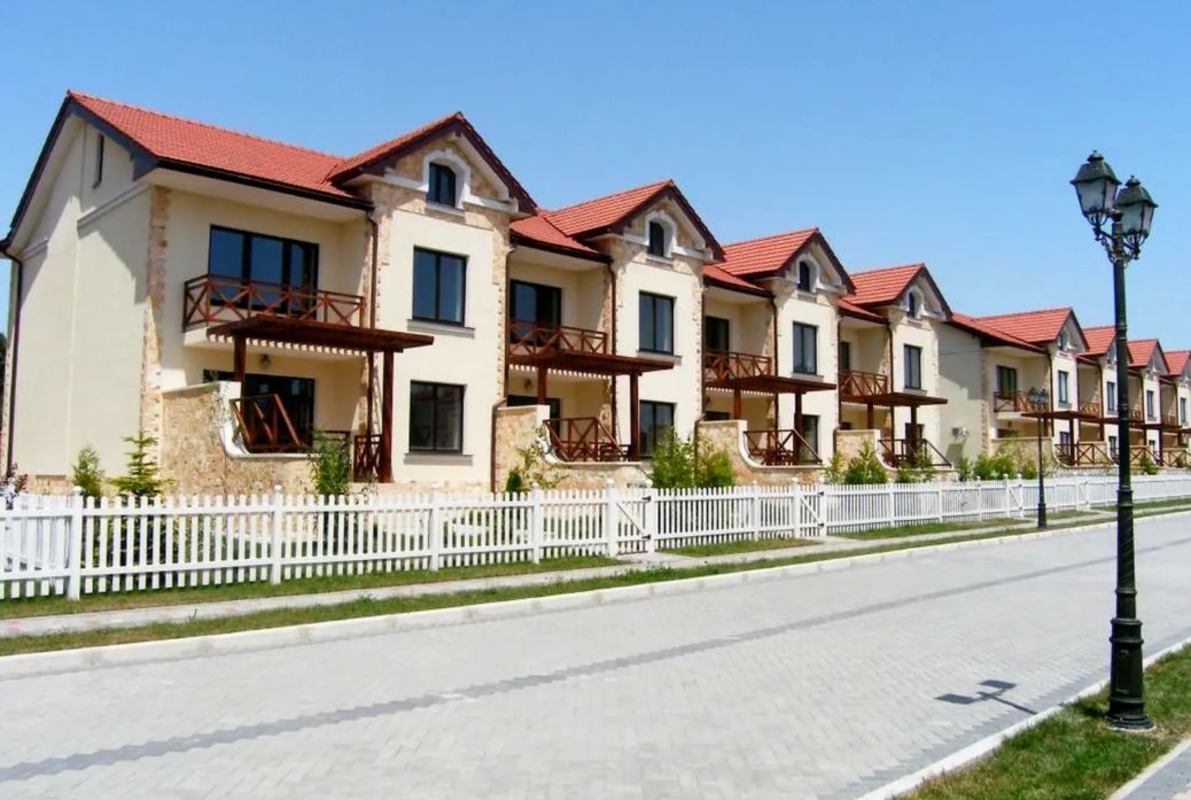Будинок на вул. Уютная, 160 м², 190 000$ — FAKTOR